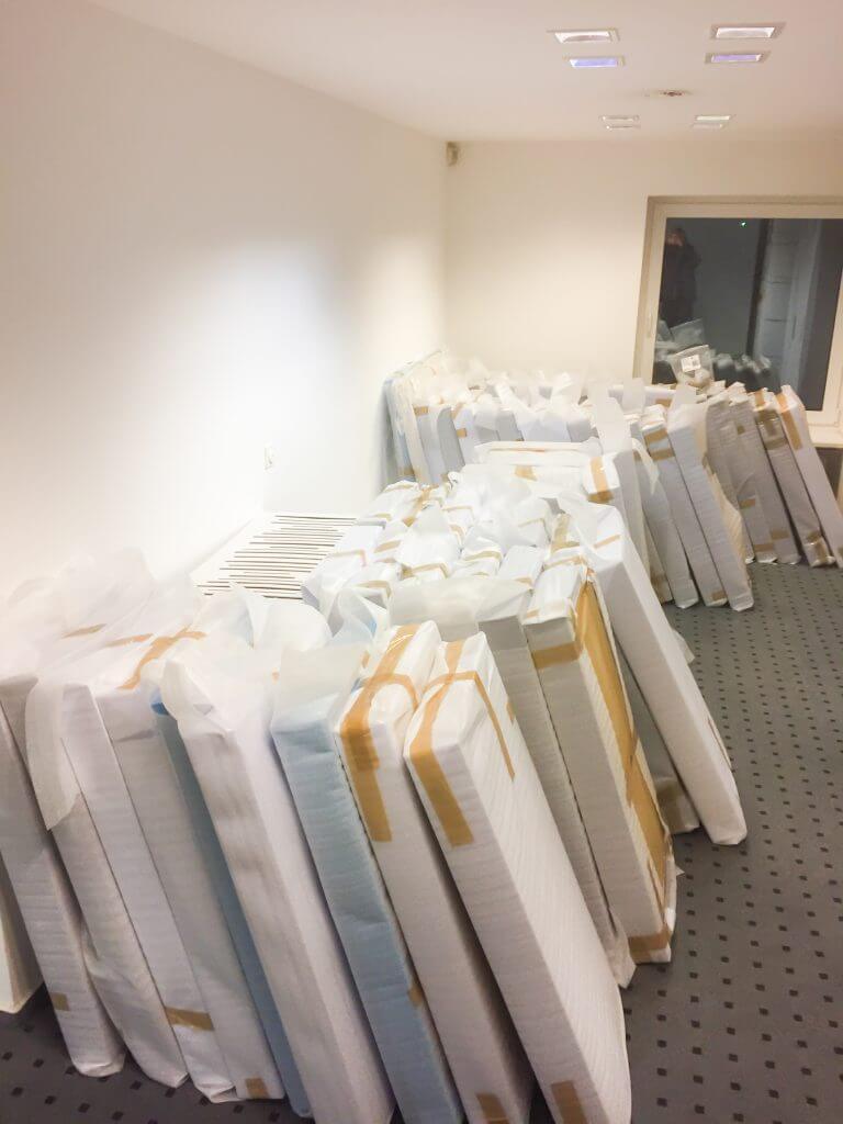 Pakowanie paneli akustycznych